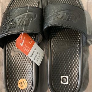 Men's Nike slides